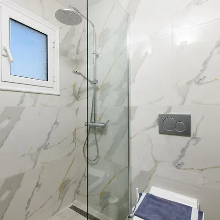 Whitegold Panagia Apartment *